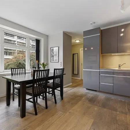 Central Apartment Apartamento